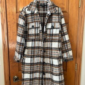 Forever 21 Plaid Long Pea Coat in Brown & White